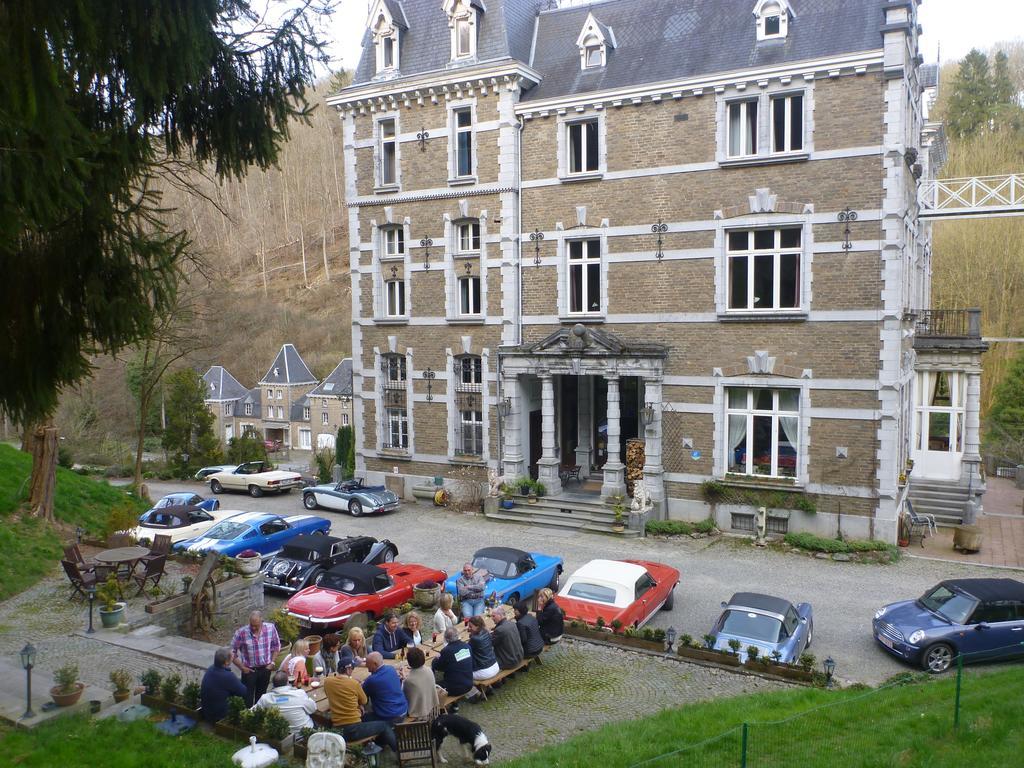 Chateau Bleu Hotell Trooz Exteriör bild