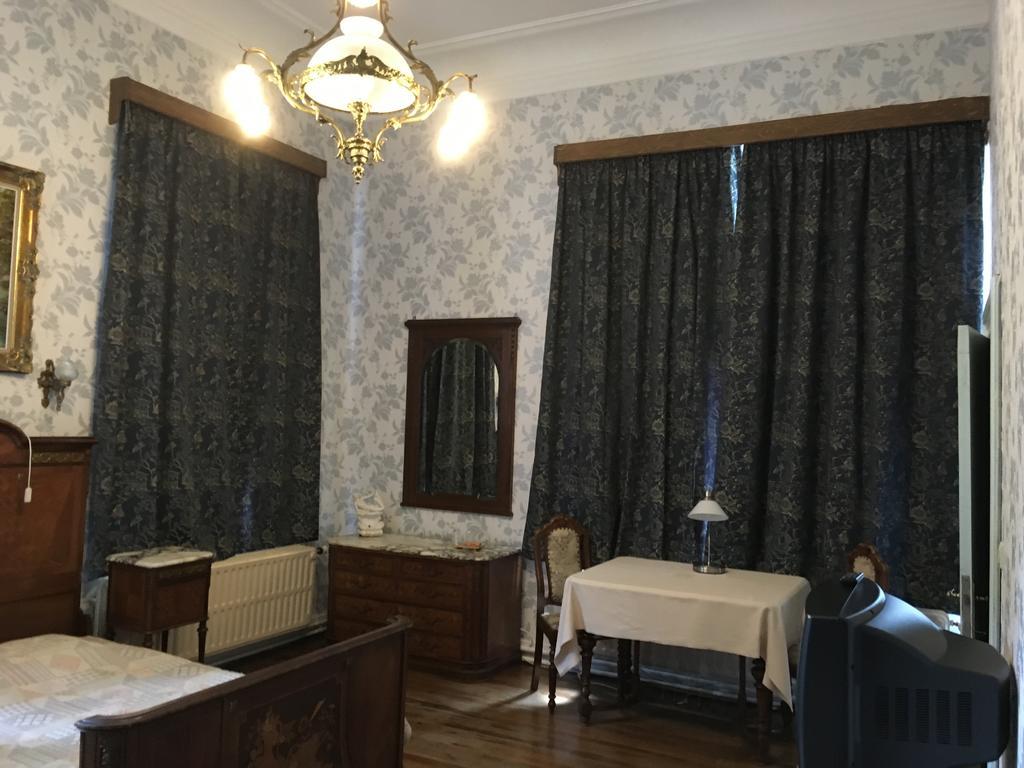 Chateau Bleu Hotell Trooz Exteriör bild