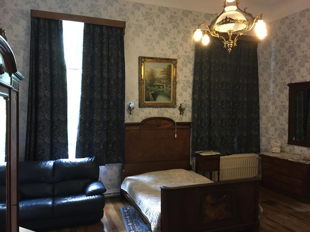 Chateau Bleu Hotell Trooz Exteriör bild